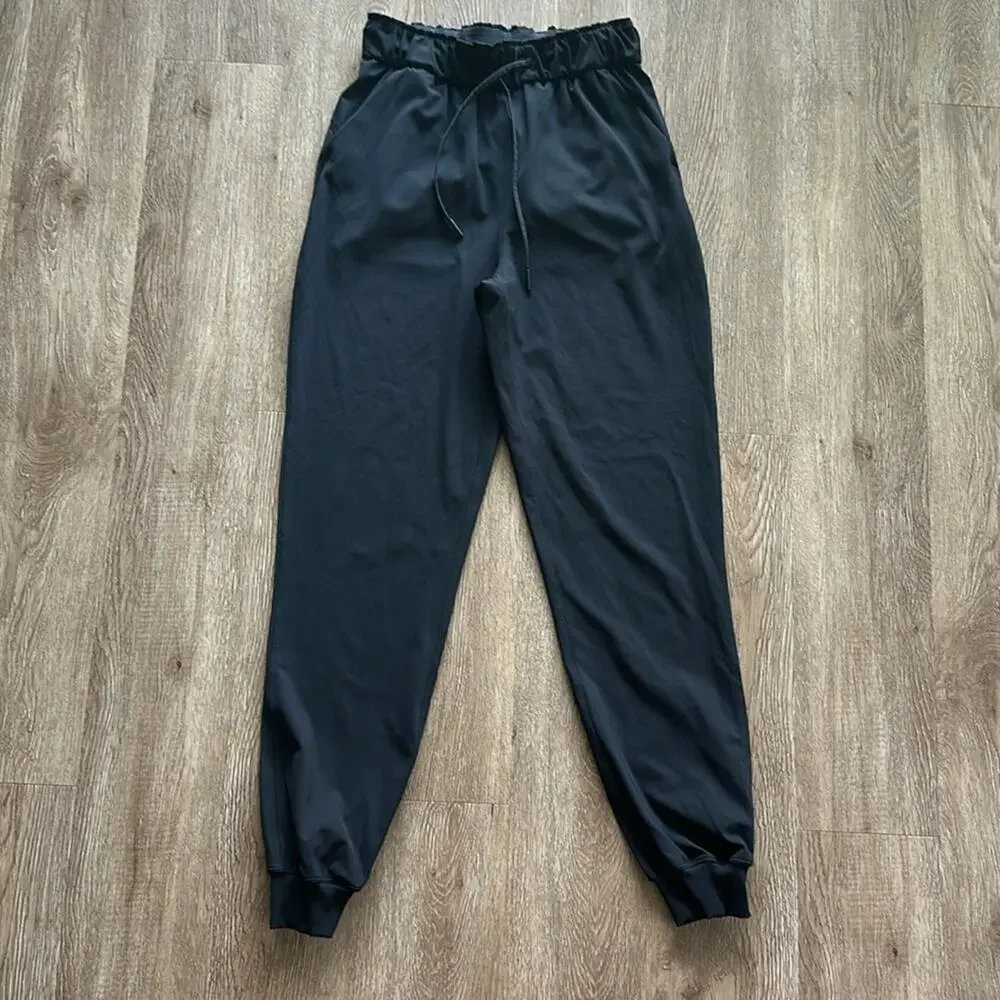 Lululemon Keep Moving Full Length Jogger‎ Black Size 4 Athleisure